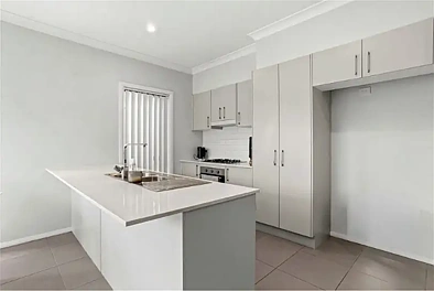 14 Roy Crescent, Thirlmere, NSW 2572, 3房, 2浴, House