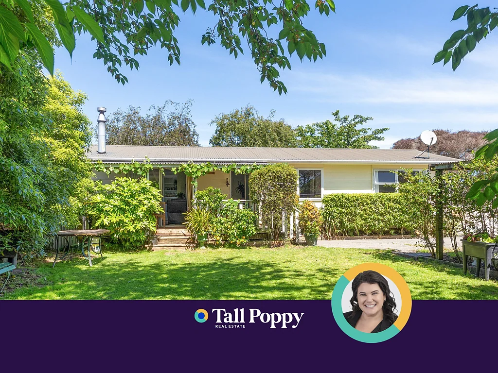 Paraparaumu 3房  Modern Comfort & Big Backyard Living