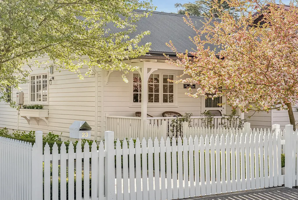 Bowral 3બેડરૂમ Where Heritage Elegance Meets Contemporary Comfort at Rose Cottage