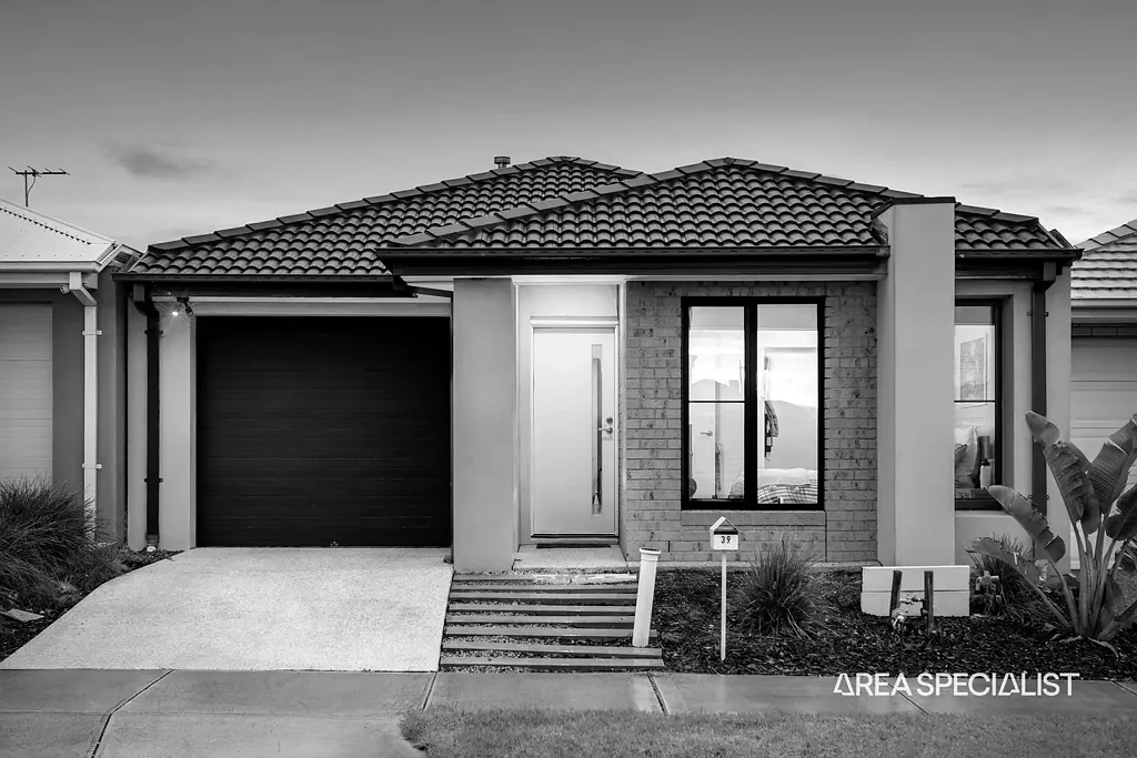 39 Inglewood Drive, Werribee, VIC 3030