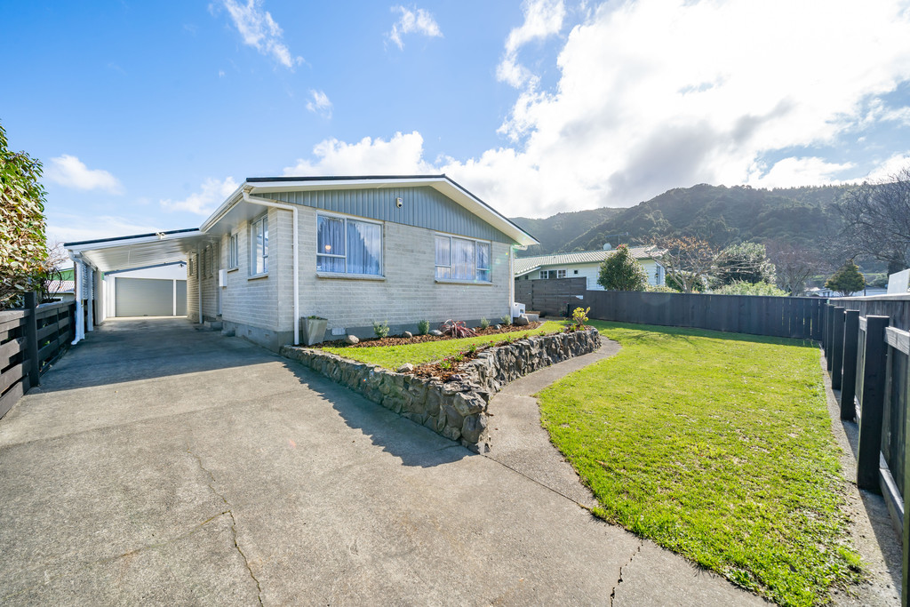 9 Tacoma Drive, Totara Park, Upper Hutt, 3 phòng ngủ, 0 phòng tắm