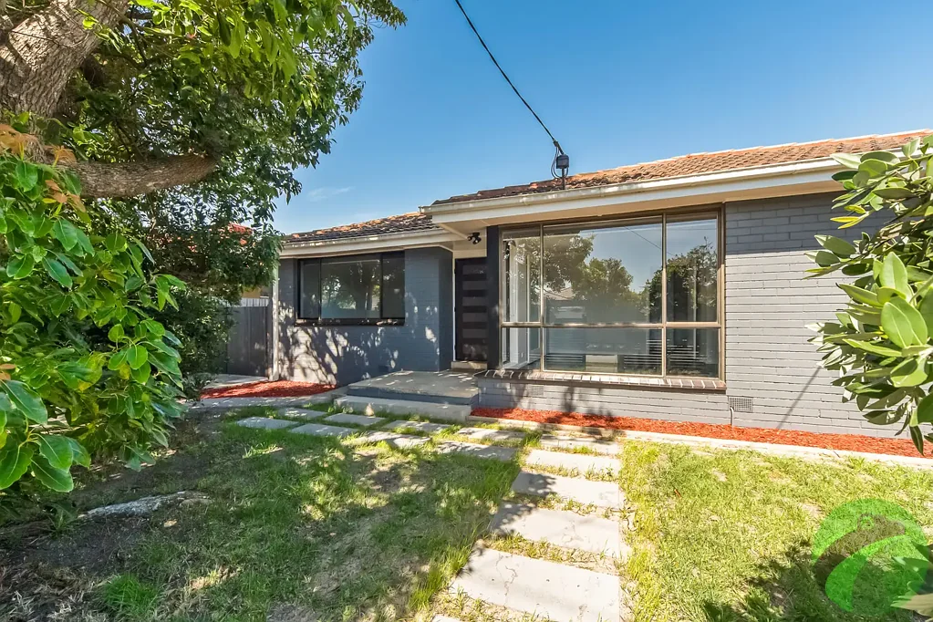 8 Whitby Way, Seaford, VIC 3198