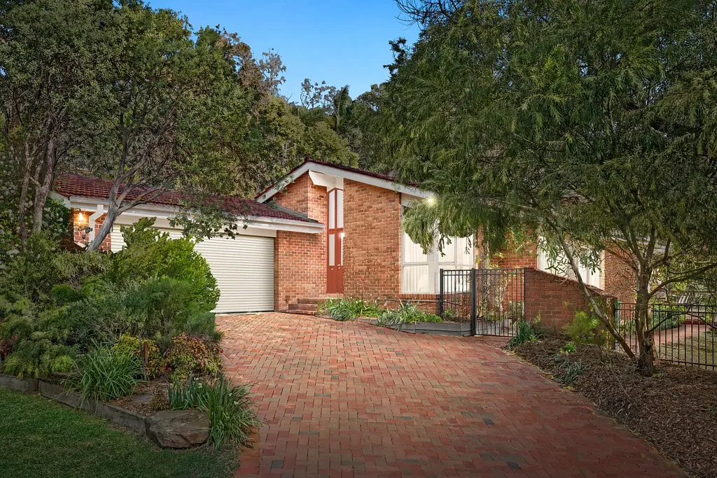 4 Lewis Road, Montrose, VIC 3765
