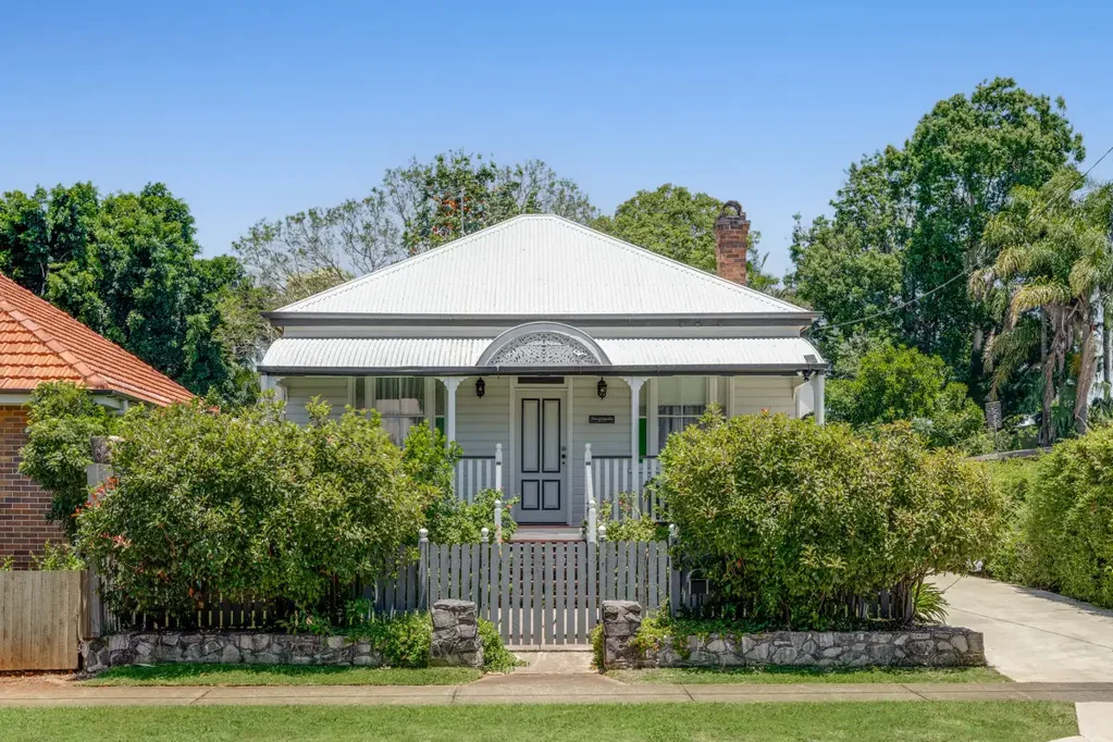 Newtown 3ห้องนอน Early 1900’s Workers Cottage – Classic Newtown Heritage