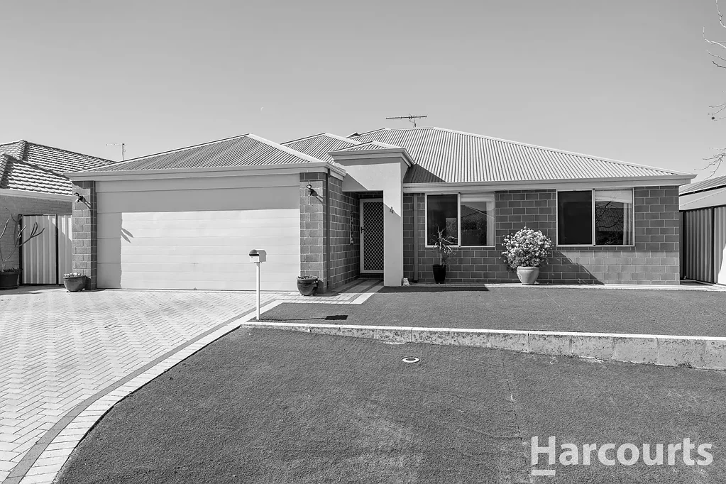 4 Kiawah Link, Meadow Springs, WA 6210