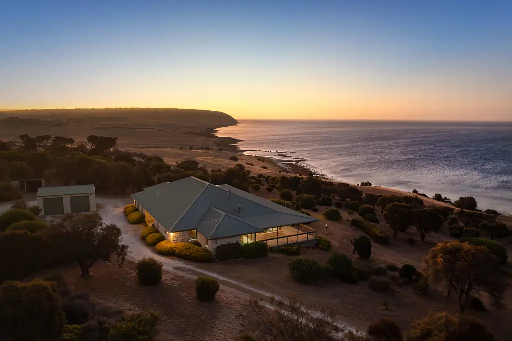 Wisanger Limestone Cove | An idyllic private coastal lifestyle