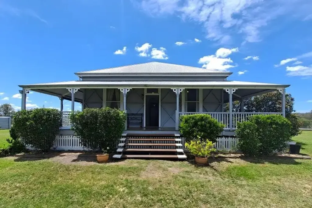 Geham Renovated Queenslander, two bores, dam, stable, yards, sheds, and a Tiny house all on 50 Acres.