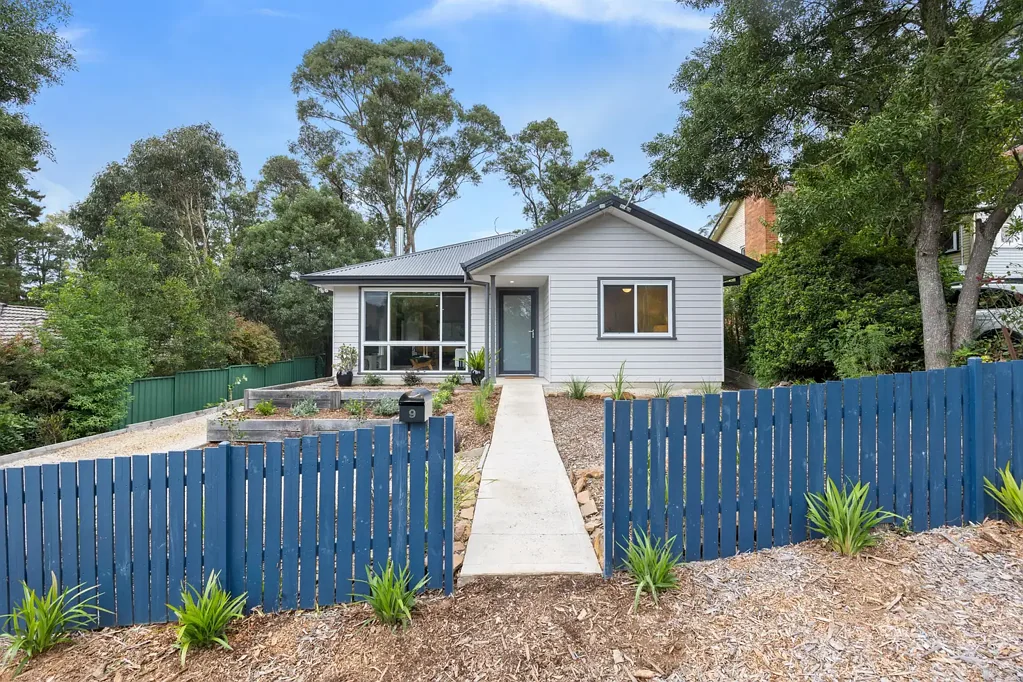 9 Irvine Avenue, Blackheath, NSW 2785