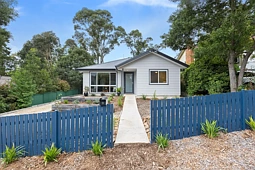 9 Irvine Avenue, Blackheath