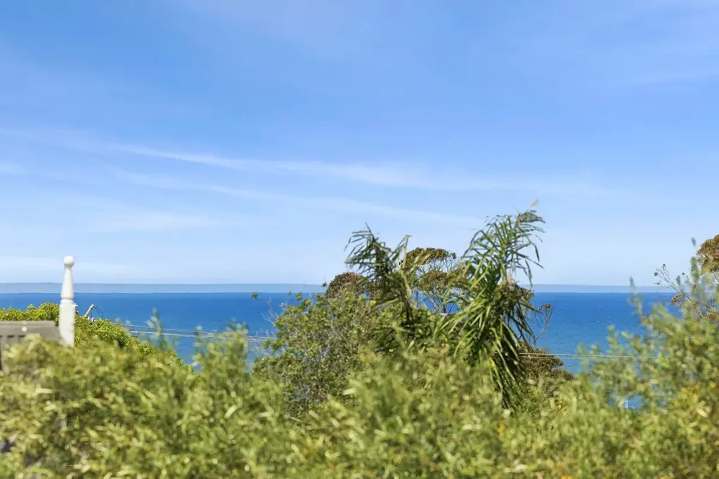 Torquay 4房  GENEROUS COASTAL HOME IN PRESTIGIOUS OLD TORQUAY!!