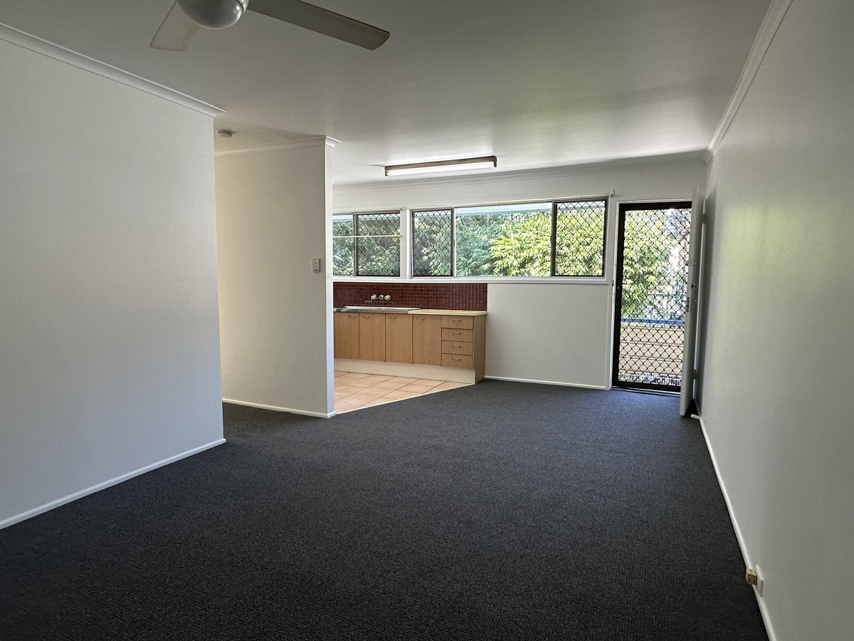 UNIT 4 24 DEVON ST, ANNERLEY QLD 4103, 0 habitaciones, 0 baños, Flat