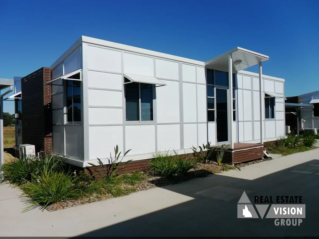 Blackwater 3ਬੈੱਡਰੂਮ Tidy Unit in a quiet Complex