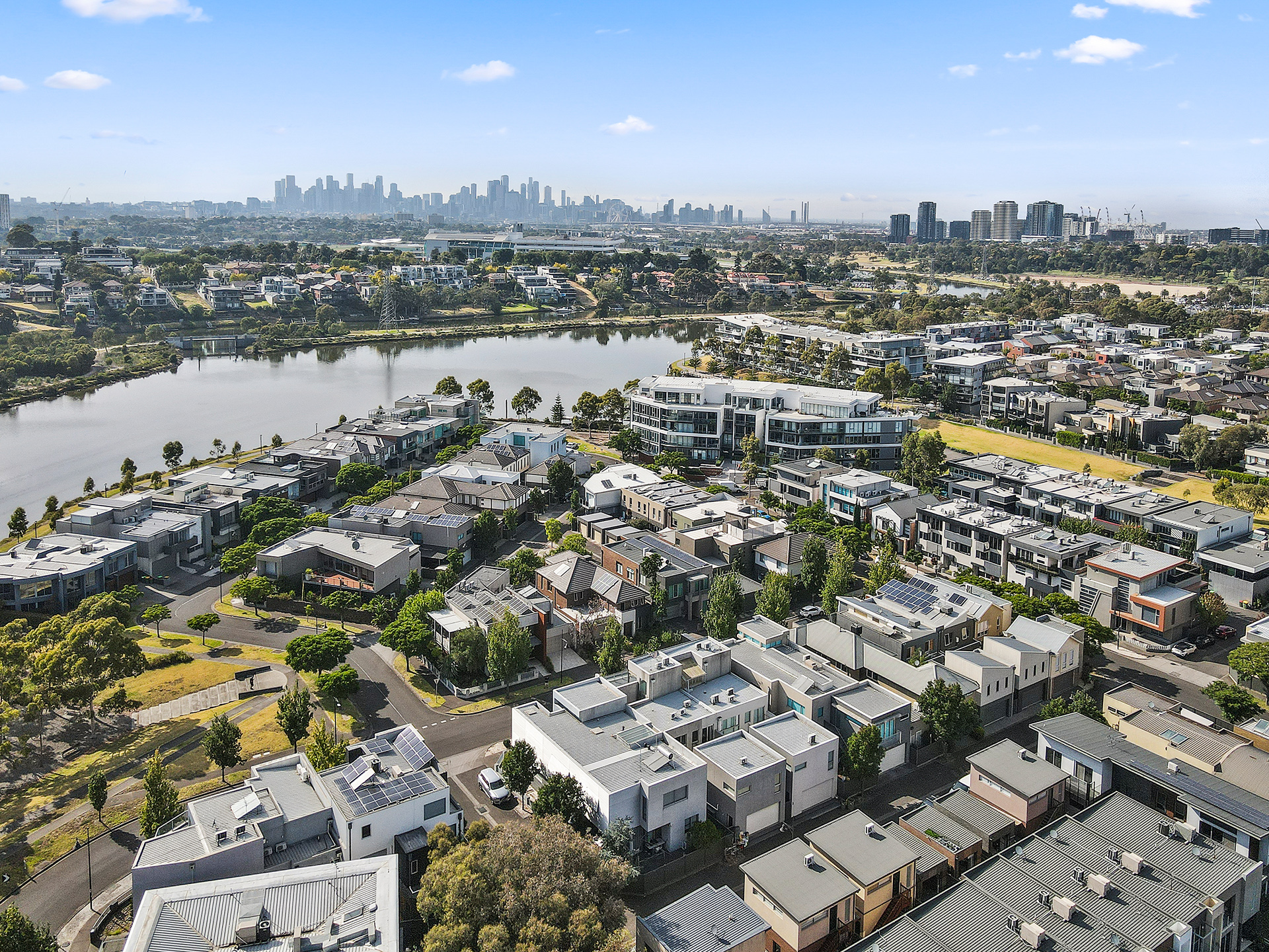 13 WATERSIDE PL, MARIBYRNONG VIC 3032, 0 Kuwarto, 0 Banyo, House