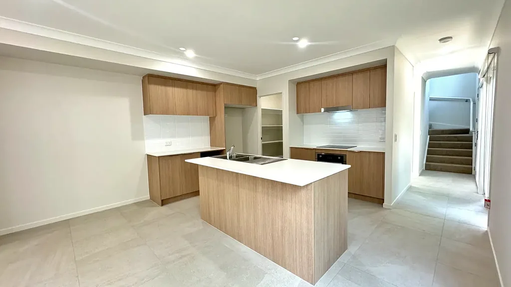 Tranquil Buderim Townhouse