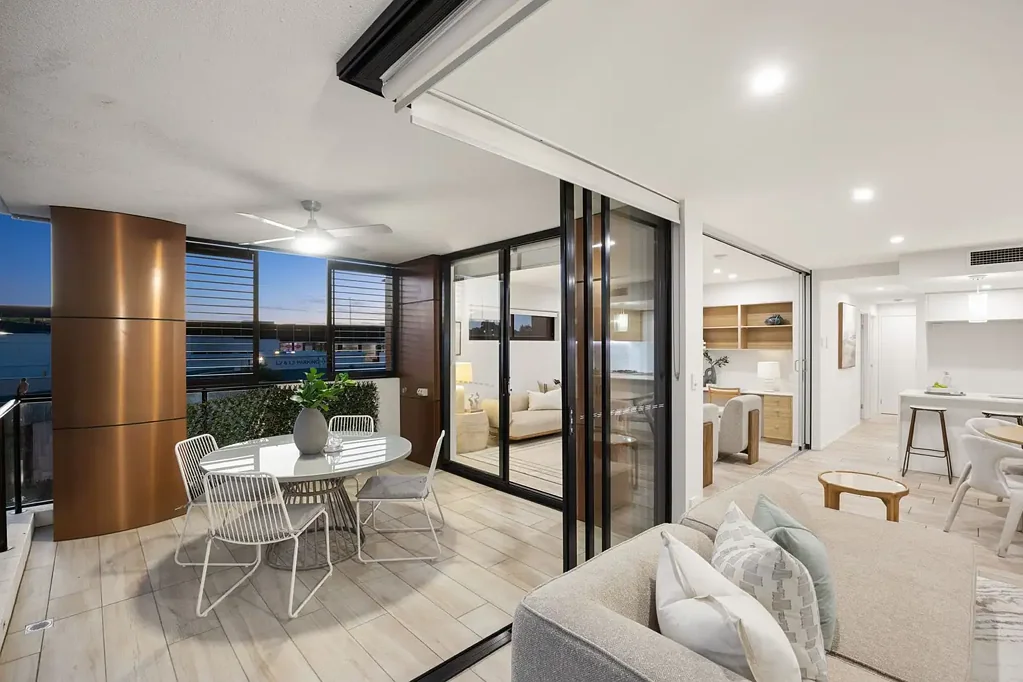 Chermside 3침실 Sophisticated Apartment Living with Indoor-Outdoor Entertaining