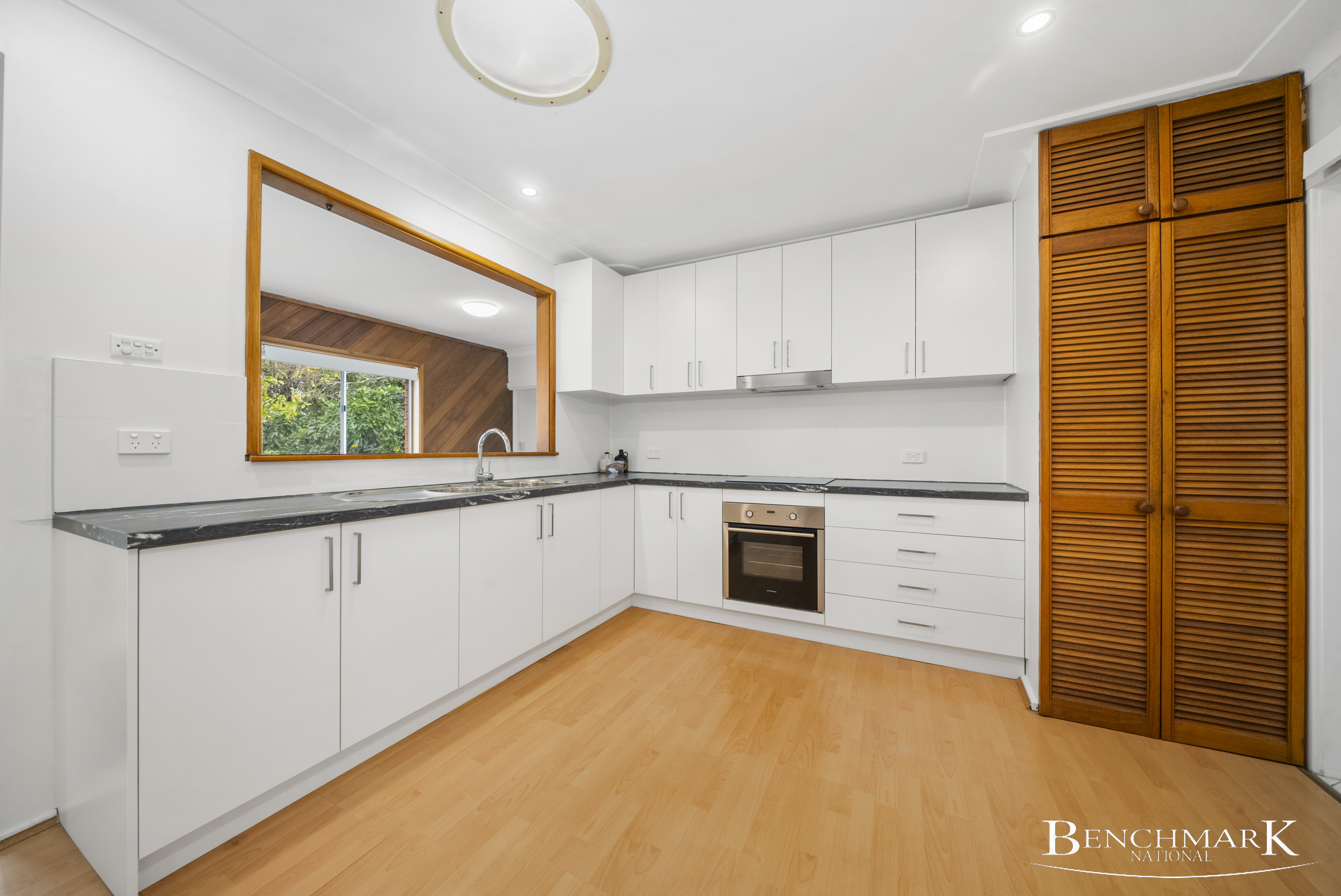 36 GAL CR, MOOREBANK NSW 2170, 0 Kuwarto, 0 Banyo, House