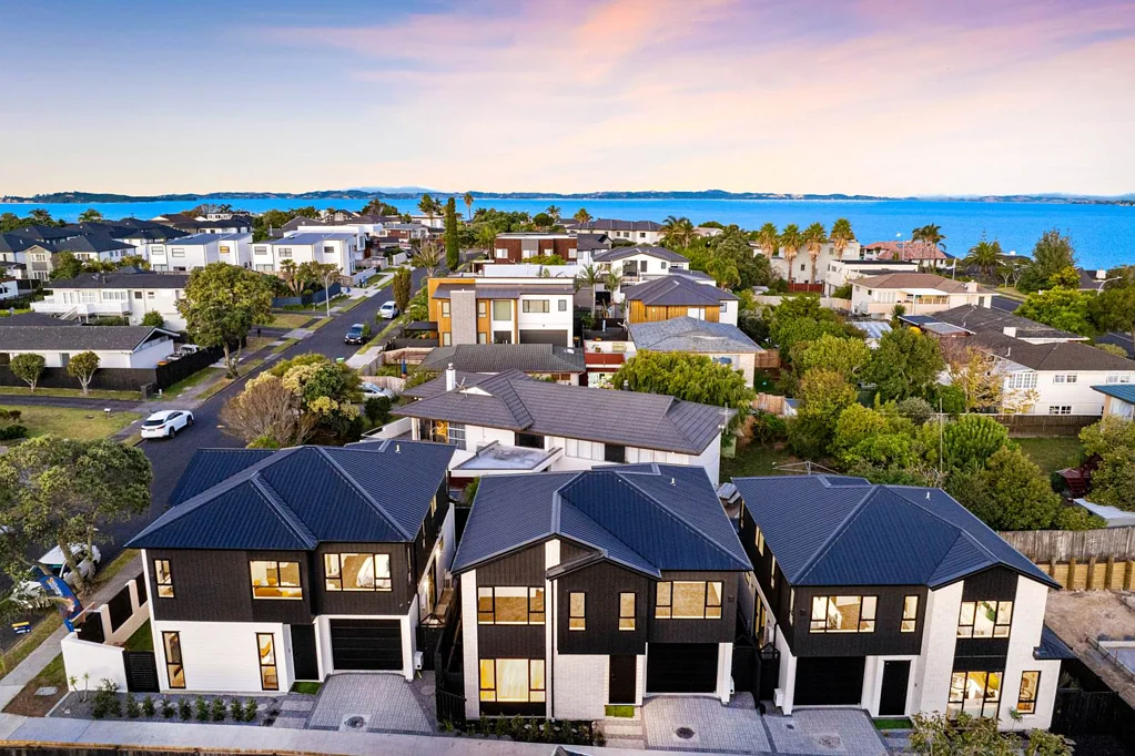 22A Gulf Crest, Bucklands Beach, Manukau City, Auckland