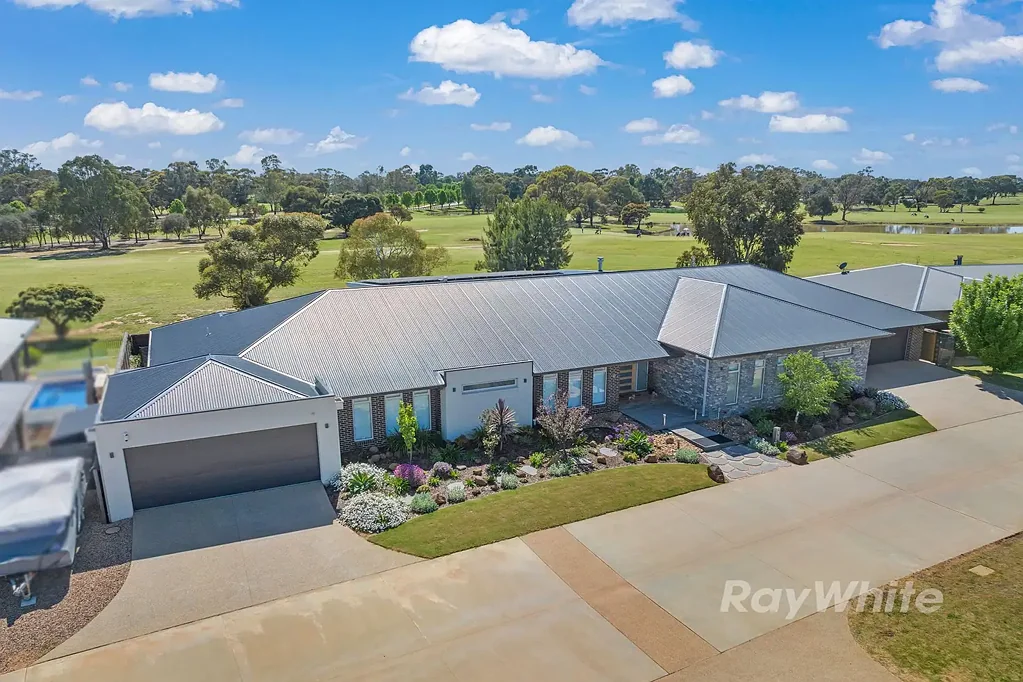 Moama 4房  What a Property! What a Lifestyle!