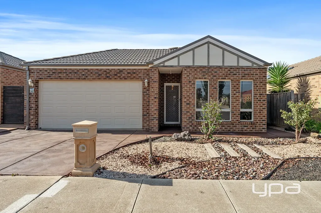43 Chanticleer Avenue, Harkness, VIC 3337