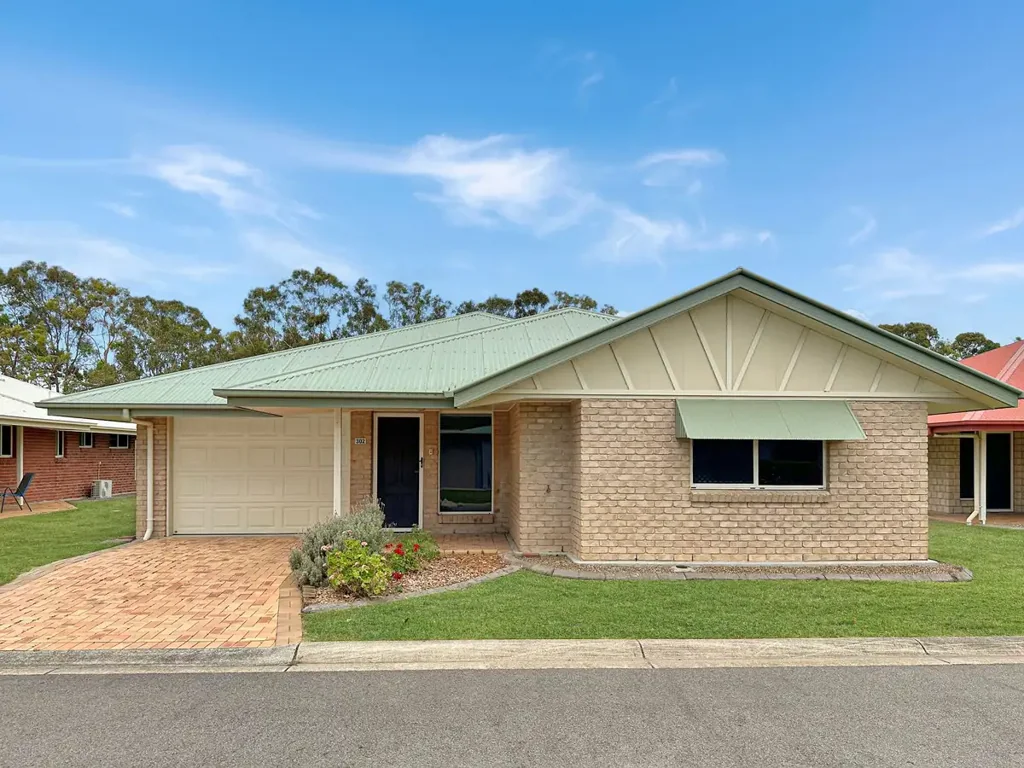 Urangan 3房  SPACIOUS HOME, SECURE AND LIFESTYLE LIVING