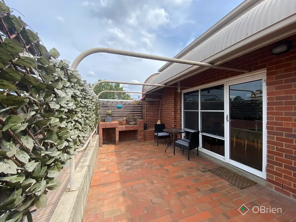 UNBEATABLE CBD LOCATION