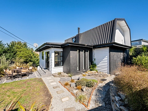 Cromwell 4房  Charming Fully Renovated Home in Cromwell!