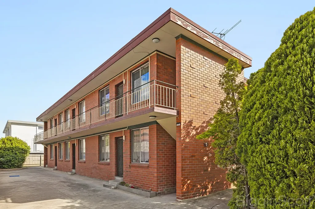 1-6/5 Clarke Street, Elwood, VIC 3184
