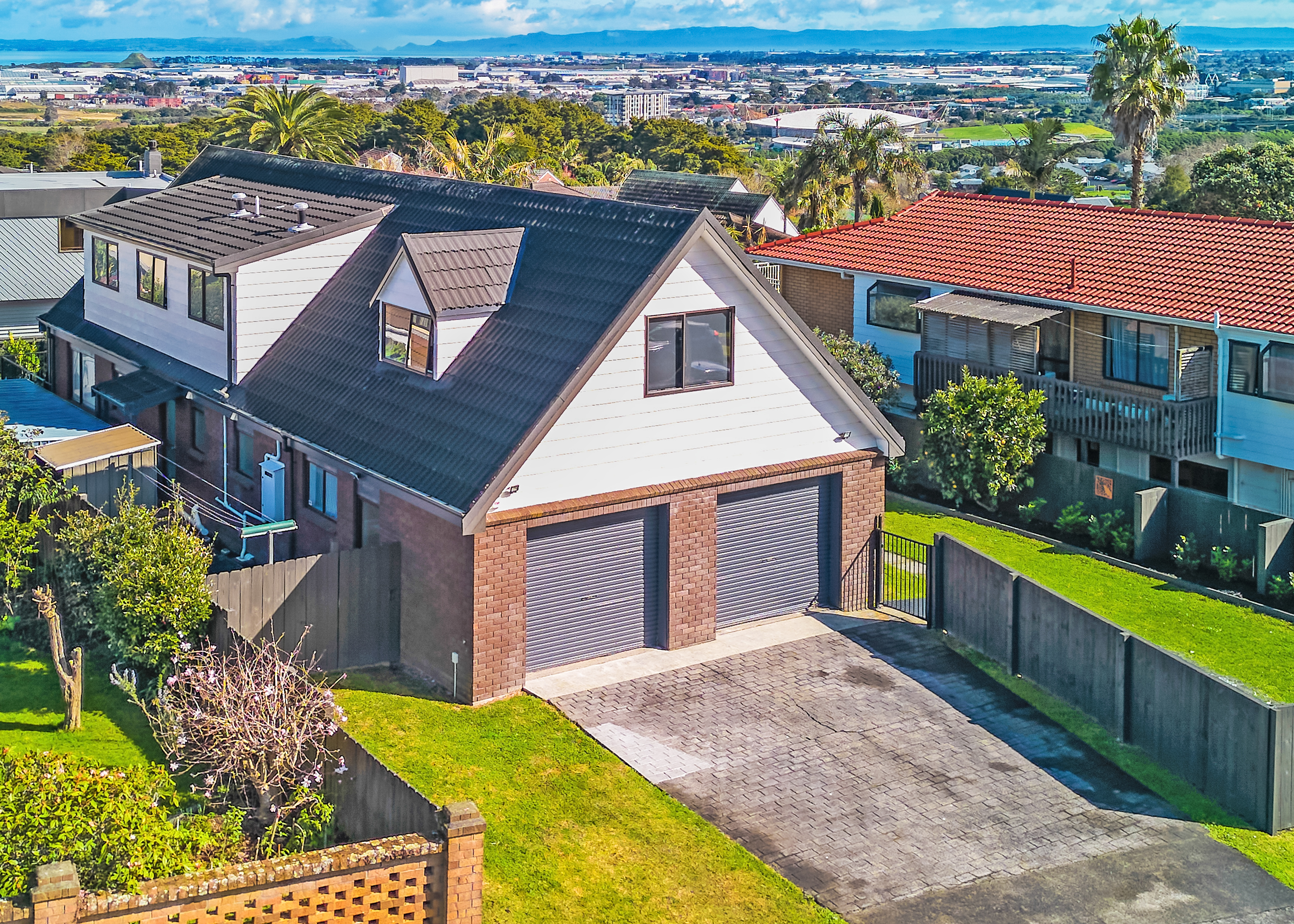 4 Sophora Place, Totara Heights