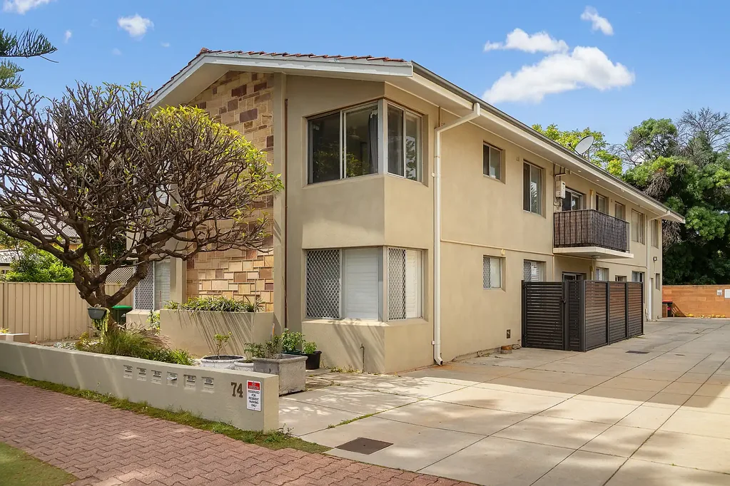 Glenelg South 2ਬੈੱਡਰੂਮ Coastal Investment Opportunity in a Prime Glenelg South Locale