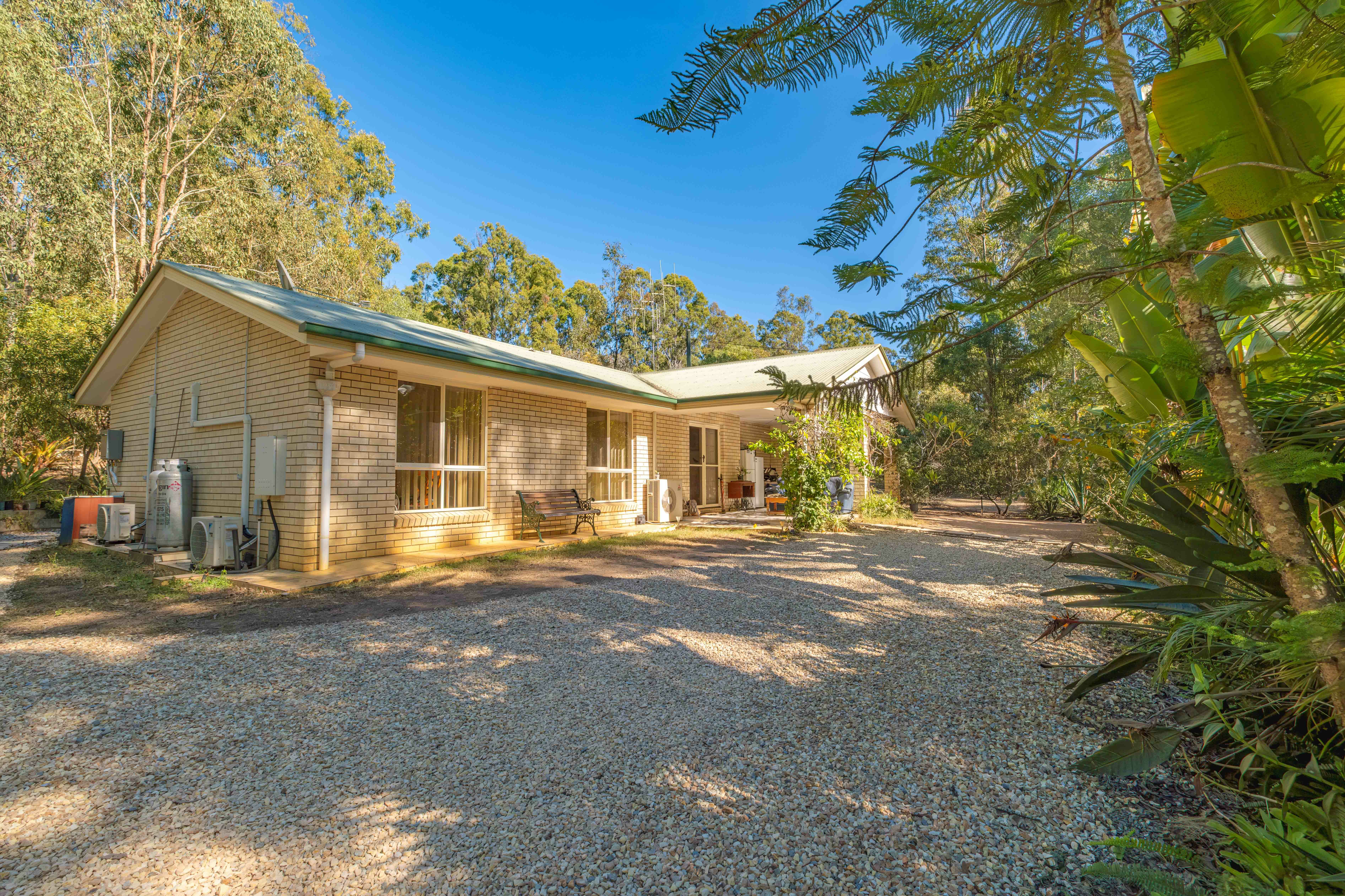 64 HARVEY RD, GLENWOOD QLD 4570, 0房, 0浴, House