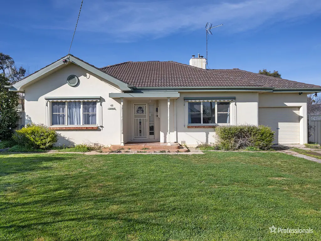 48 Gillies Street, Maryborough, VIC 3465