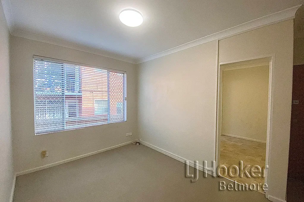 Spacious Two Bedroom Unit!