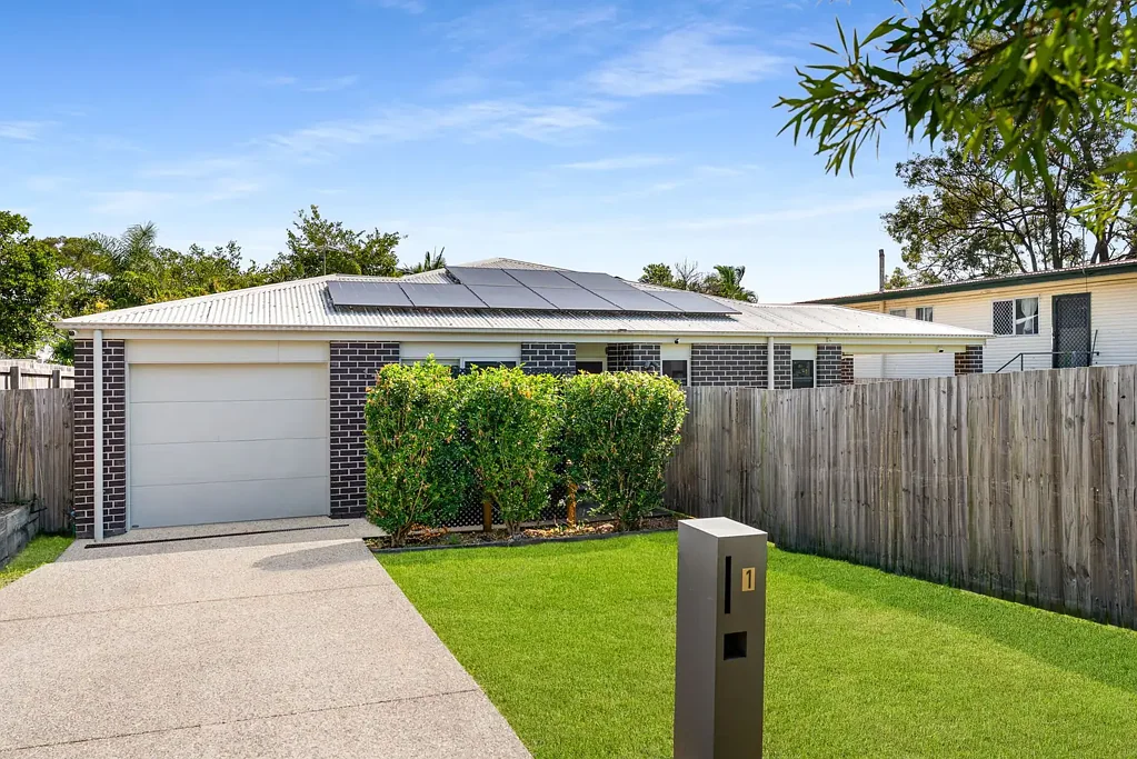 1 Winifred Street, Kingston, QLD 4114