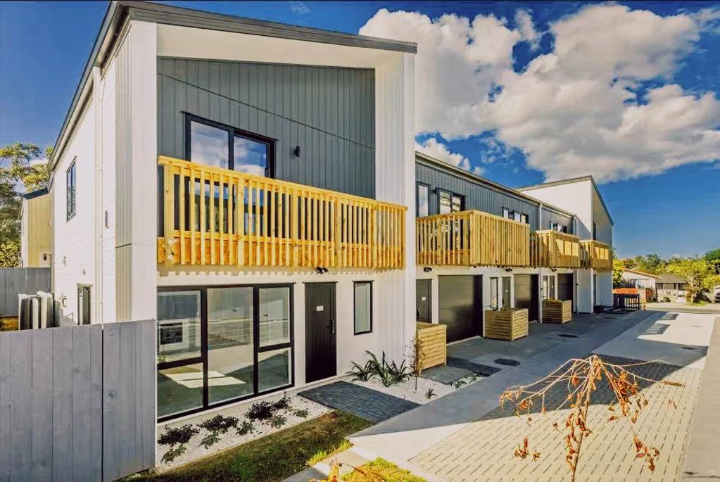 13D Normandy Place, Henderson, Waitakere City, 2 Schlafzimmer, 2 Badezimmer, Townhouse