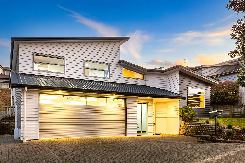 38 Tongariro Drive, Aotea, Porirua, Wellington
