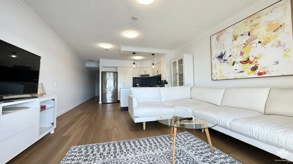 Flexible Lease Terms - Home Away From Home - Comfortable Living by the Riverside in Teneriffe