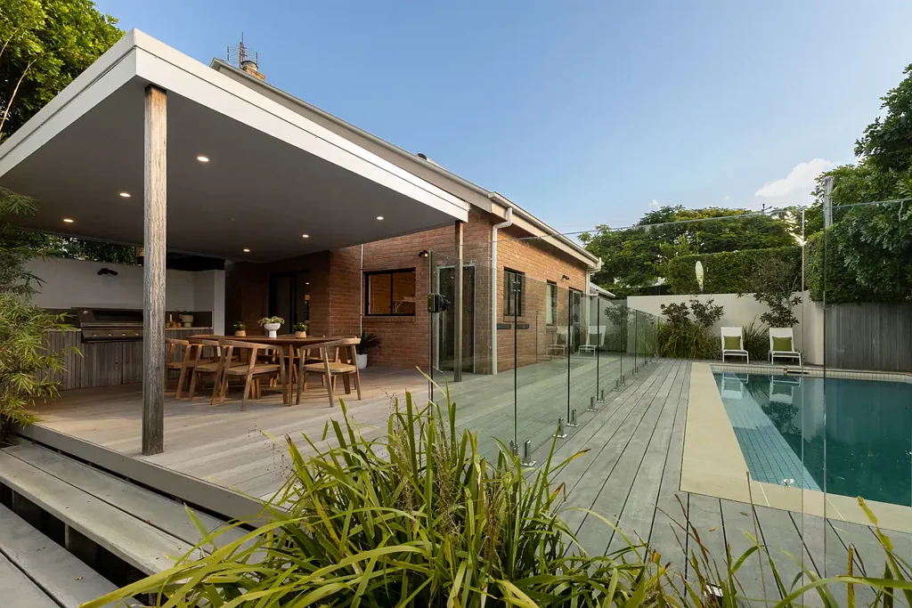 Sunshine Beach 4Kwarto Walk to National Park & Village - Expansive 869sqm Corner Block