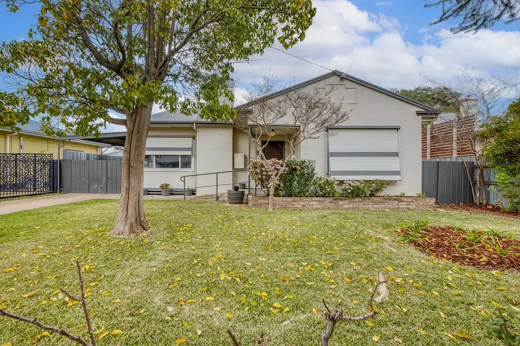 Mildura 3 Bedroom Neat, updated & ideally positioned.
