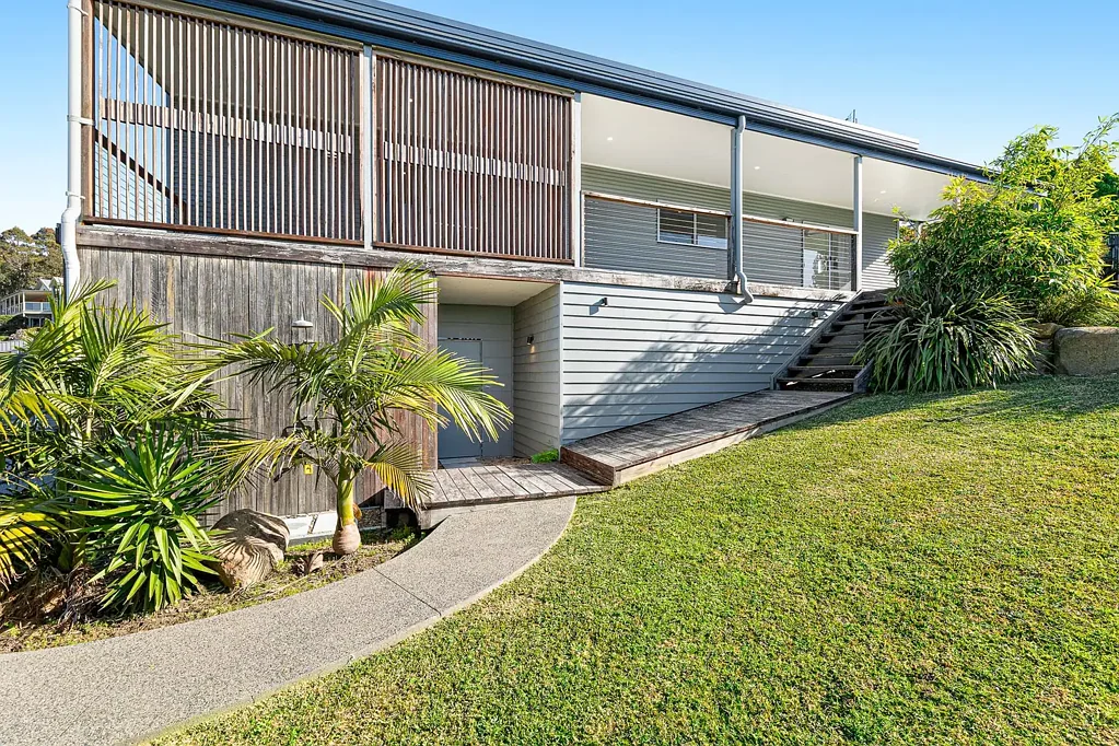 25 Yabbarra Drive, Dalmeny, NSW 2546
