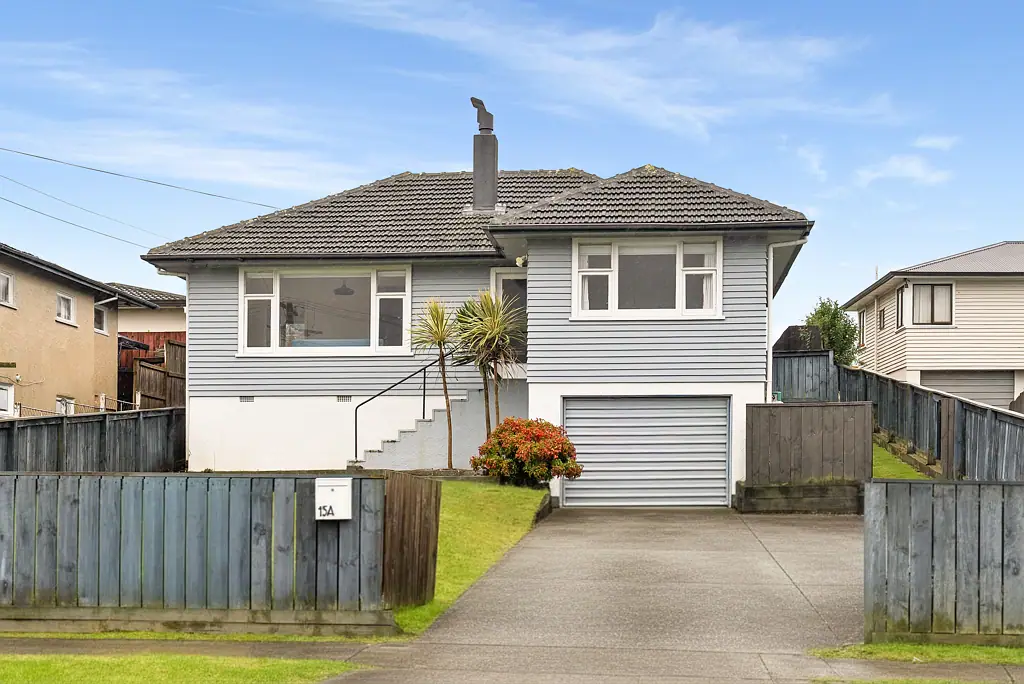 Parkvale 3房  Solid, Tidy & Move in Ready
