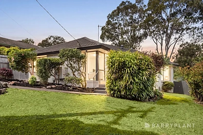 Mooroolbark 3ਬੈੱਡਰੂਮ Style, sunlight and simplicity.