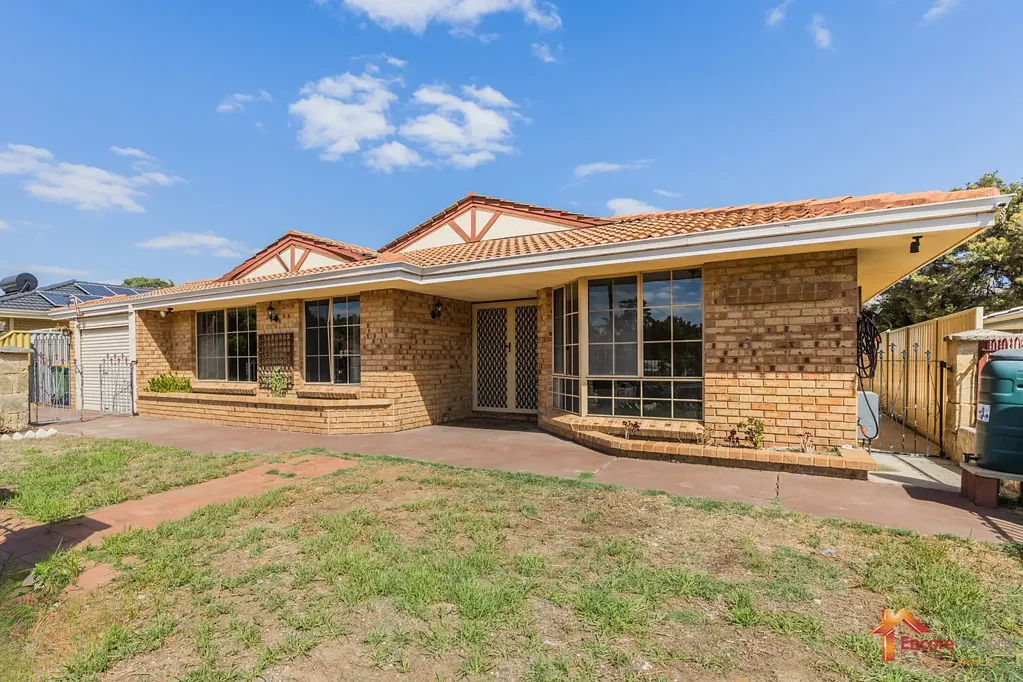 14 Bournan Heights, Parmelia, WA 6167