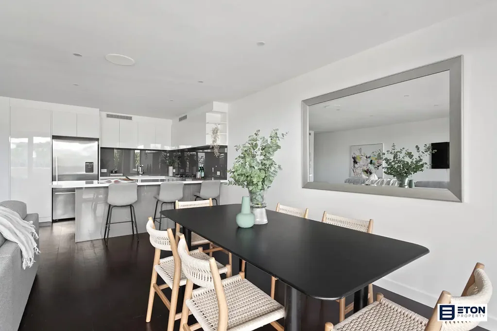 Spacious Coastal Apartment Moments from the Beach!