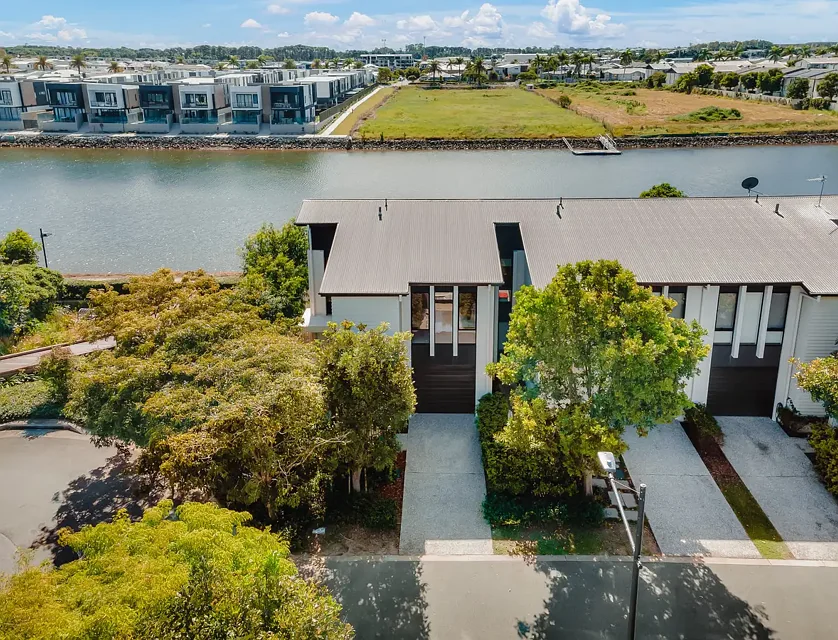 21/126 Marina Quays Boulevard, Hope Island, Gold Coast, 3 chambres, 2 salles de bain, Townhouse