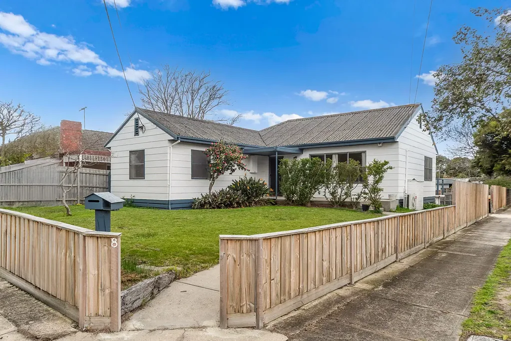 8 Queen Street, Frankston, VIC 3199