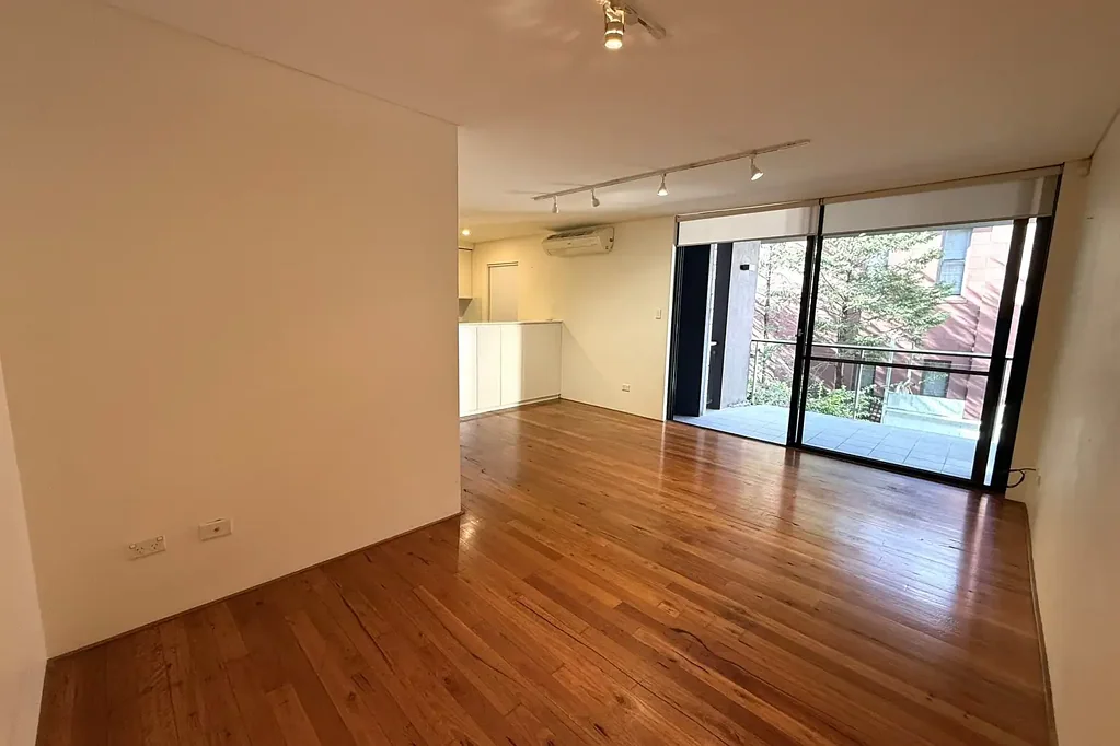 Modern, spacious and perfectly positioned in the heart of Redfern