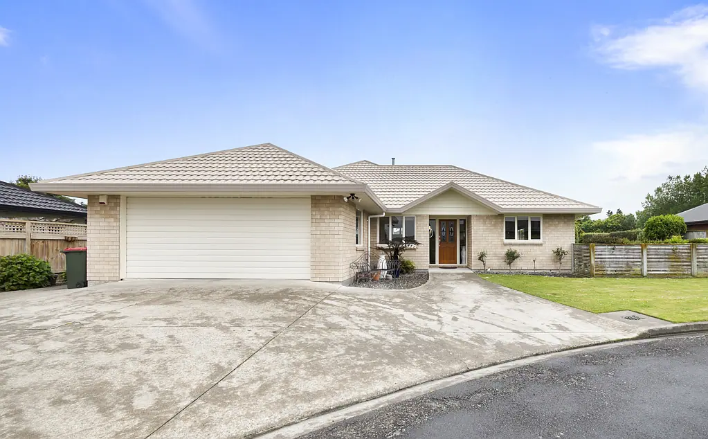 Feilding 3房  Smart, Sunny & Spacious