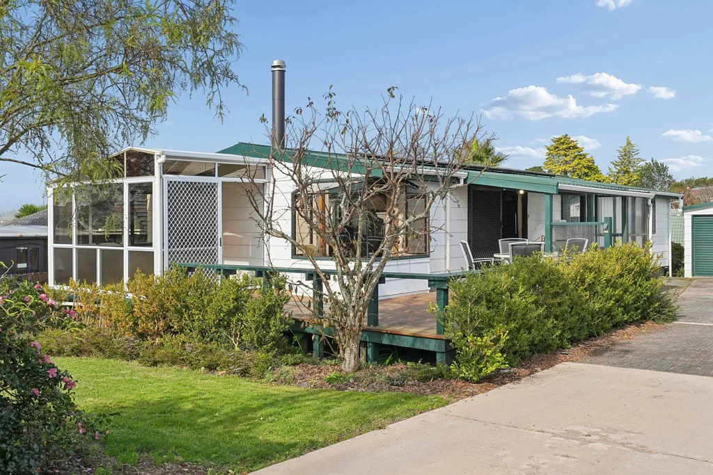 Te Atatu South 4房  Retiring Owner Wants It Sold