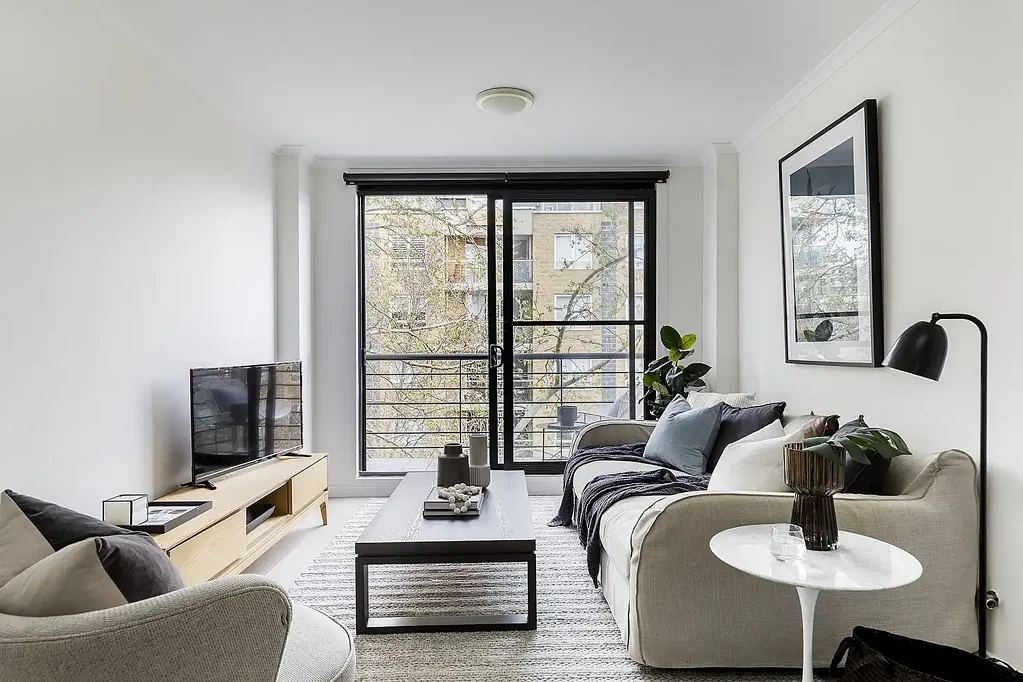 Darlinghurst 1Zimmer Executive Resort-style Apartment within 'Vivere'  | Supreme Lifestyle location | Secure underground parking