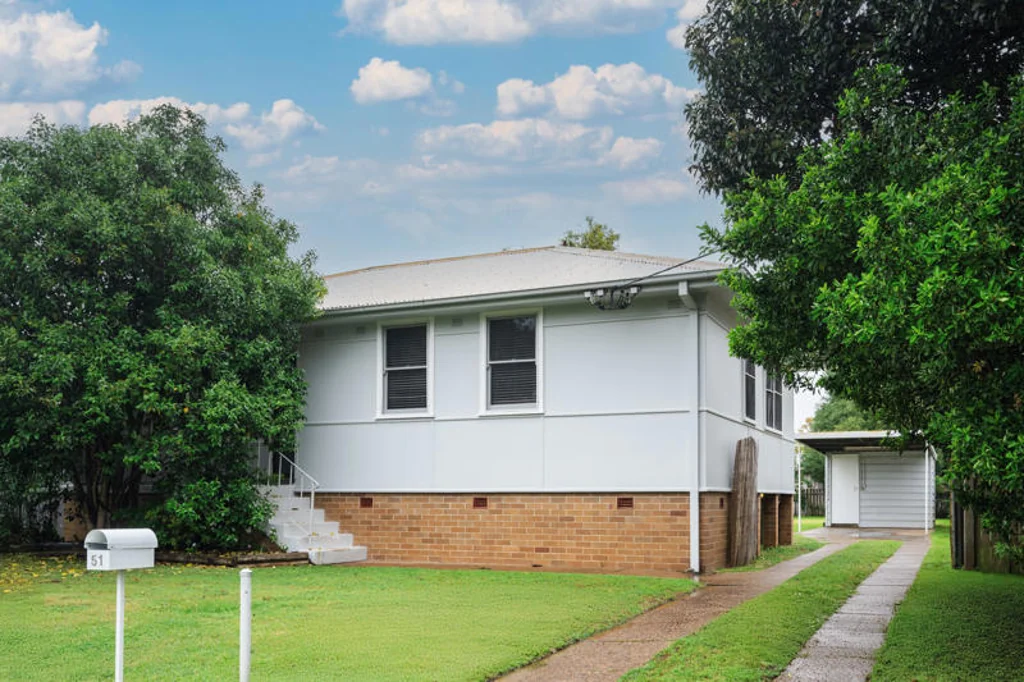 51 Orchard Avenue, Singleton, NSW 2330
